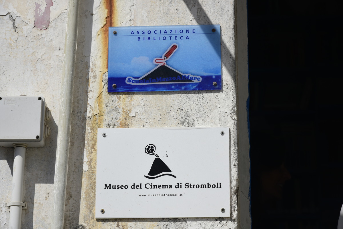 "Scuola in Mezzo al Mare" e "Museo del Cinema di Stromboli"